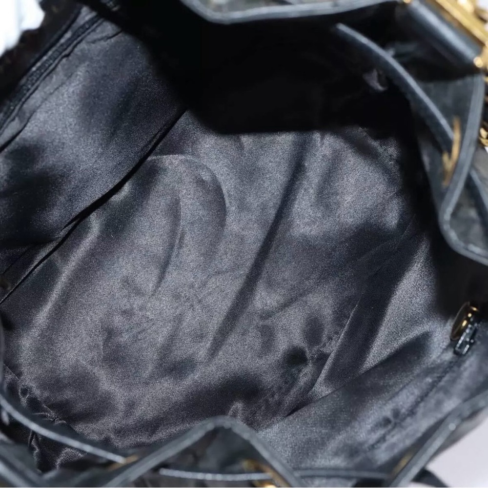 Authentic Vintage Chanel - Picture 4 of 9